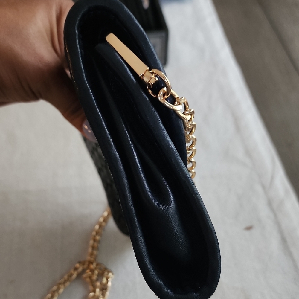 Bottega Veneta Intrecciato Navy Blue Woven Leather Clutch - Picture 10 of 16